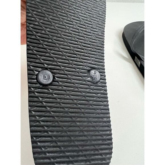 BRAND NEW Classic Flip Flops Slip-On Beach Sandals Beach Slippers Rubber Foam Si - Picture 7 of 8